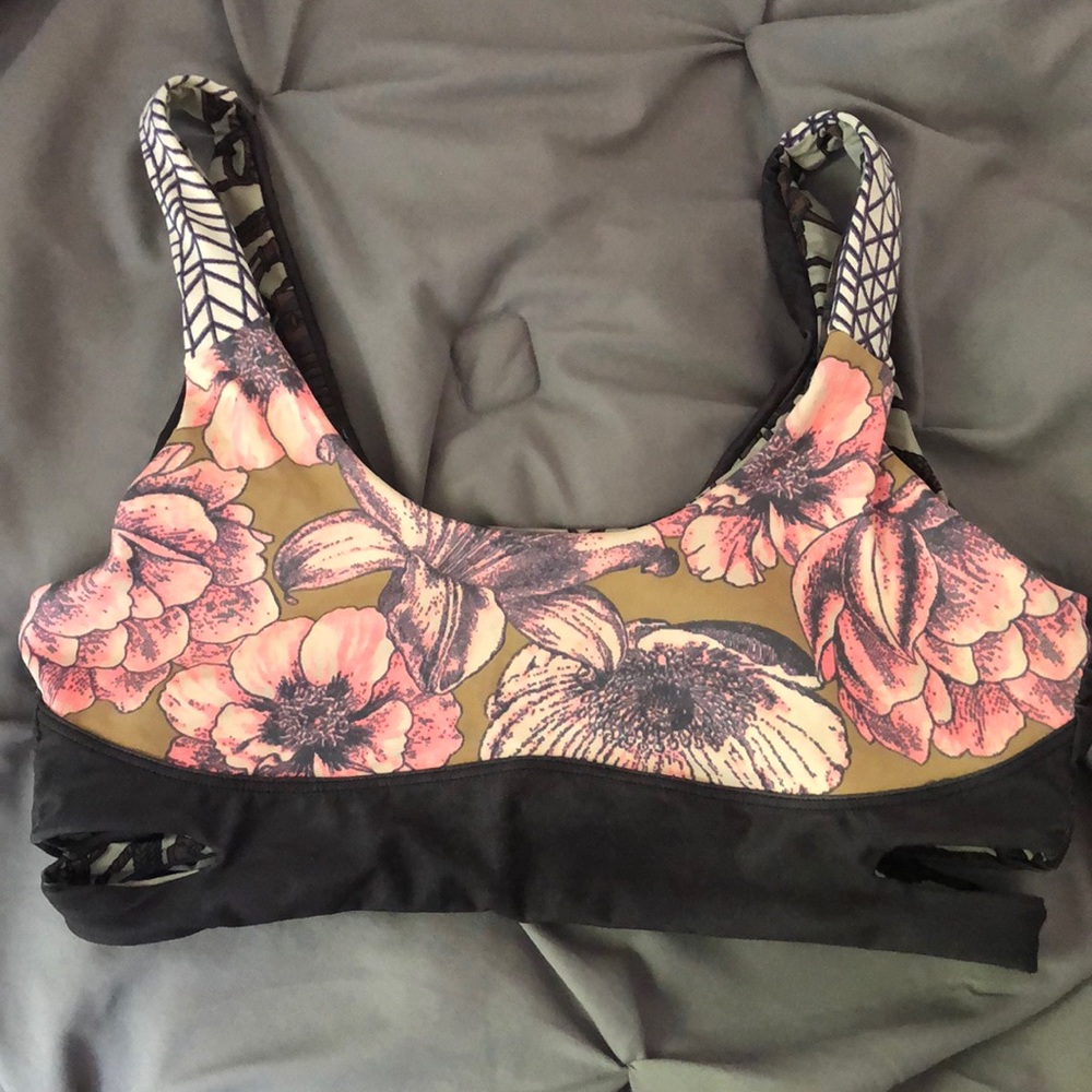 Maaji 4-way top